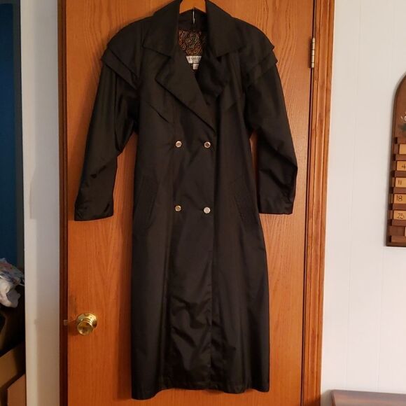 EUC J Gallery Black Raincoat Trench Coat Sz 7/8P - Picture 1 of 9